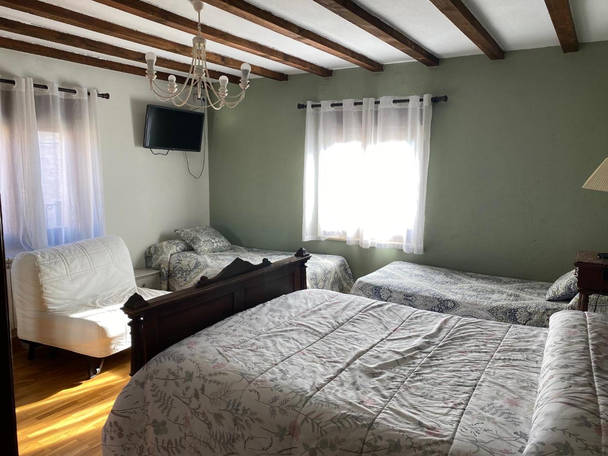 Dona Elvira Y Dona Sol Villa Vivar del Cid Kültér fotó